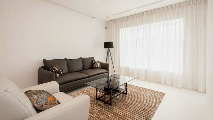 2 Bedroom Flat To Rent In Water Lane, EC3R