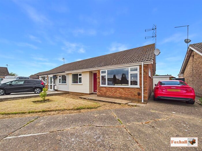 2 Bedroom Semi-Detached Bungalow For Sale In Alberta Close, Ipswich, IP5