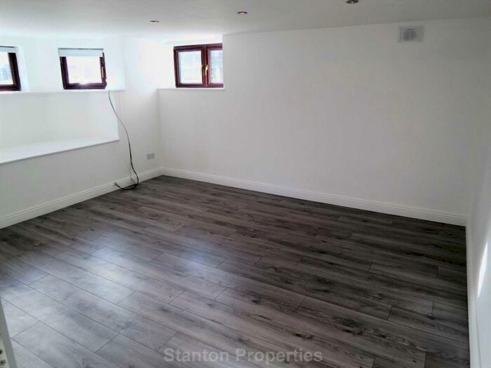 2 Bedroom Apartment To Rent In Clyde Road, West Didsbury, M20