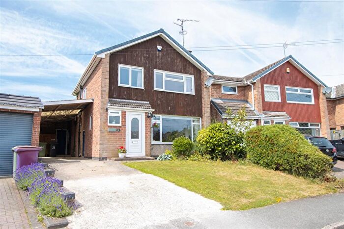 3 Bedroom Detached House For Sale In Belfit Drive, Wingerworth, Chesterfield, S42