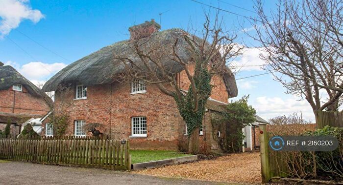 3 Bedroom Semi-Detached House To Rent In East Stratton, Winchester, SO21