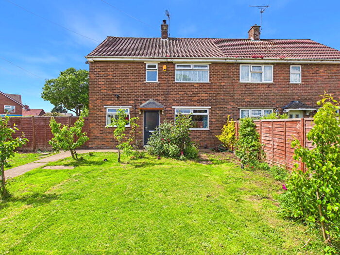 3 Bedroom Semi-Detached House For Sale In Eastfield Side, Sutton-in-ashfield, NG17