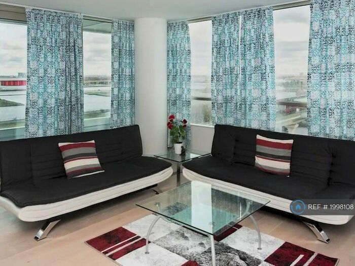 1 Bedroom Flat To Rent In Starboard Way, London, E16