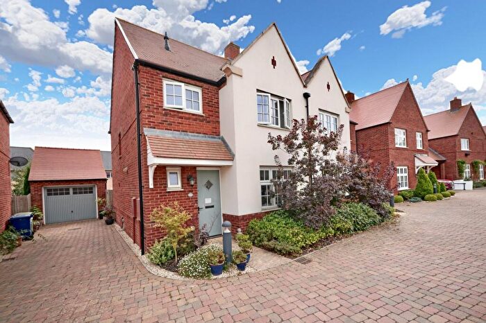 3 Bedroom Semi-Detached House For Sale In Senliz Road, Alconbury Weald, Huntingdon, PE28
