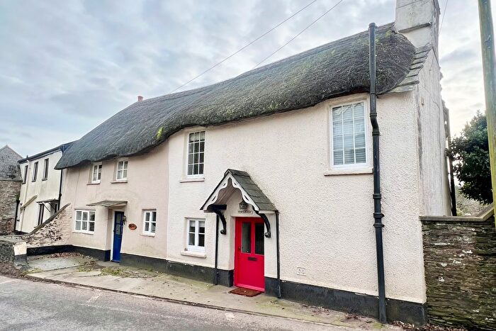 2 Bedroom Cottage To Rent In Chillington, Devon, TQ7