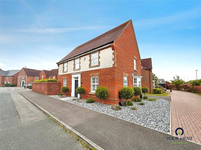 4 Bedroom Detached House For Sale In Bridger Close, Felpham, Bognor Regis, West Sussex, PO22