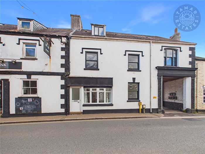 1 Bedroom Flat For Sale In Fore Street, Callington, PL17