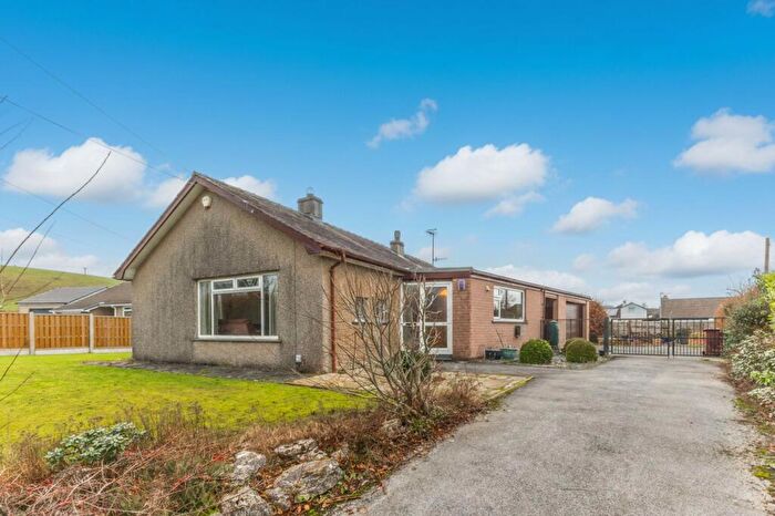 3 Bedroom Detached House For Sale In Lumley Road, Kendal, LA9