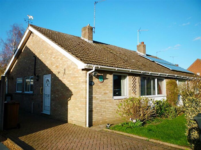 3 Bedroom Bungalow To Rent In Digby Drive, Fakenham, NR21