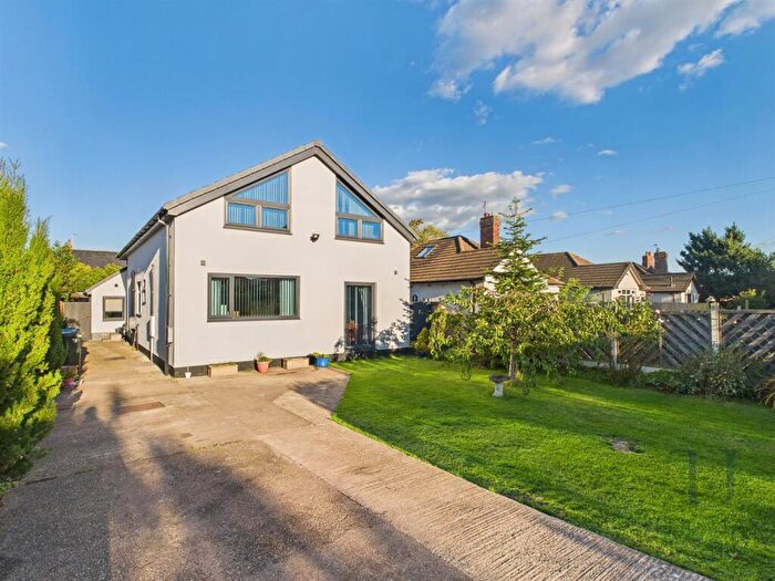 3 Bedroom Detached House For Sale In Meadow End, Gotham, Nottingham, NG11