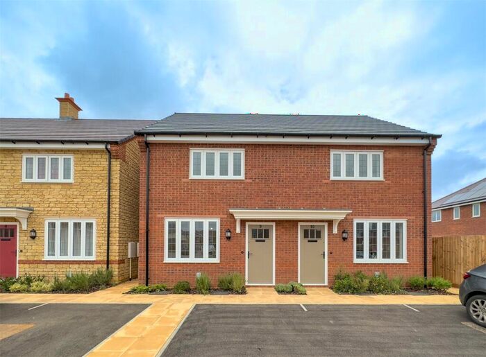 2 Bedroom Semi-Detached House To Rent In Price Close, Brize Norton, Carterton, OX18