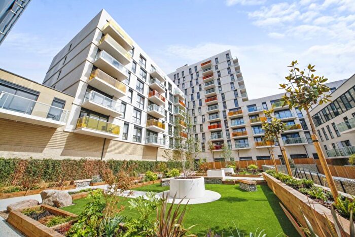Apartment To Rent In Commercial Street London, E1