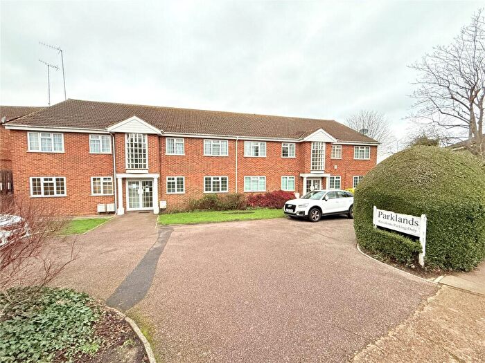 2 Bedroom Apartment To Rent In Parklands, Swan Lane, London, Greater London, N20