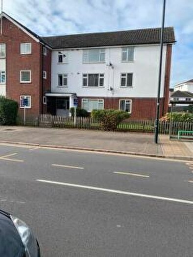 2 Bedroom Flat To Rent In Warwickshire, CV31