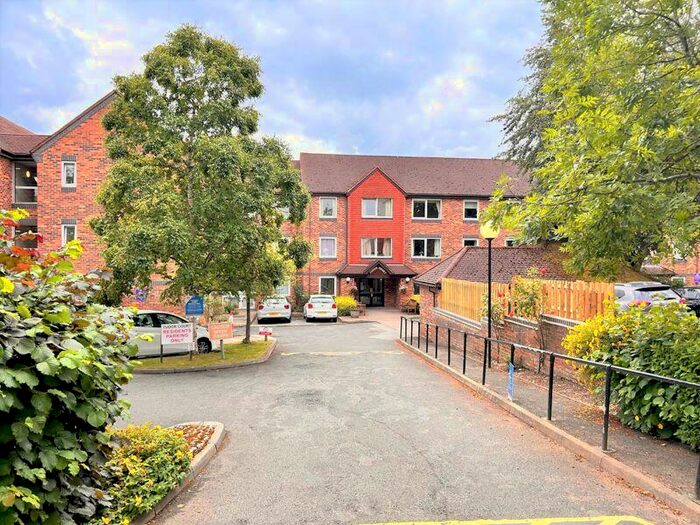 2 Bedroom Retirement Property For Sale In Midland Drive, Sutton Coldfield, B72