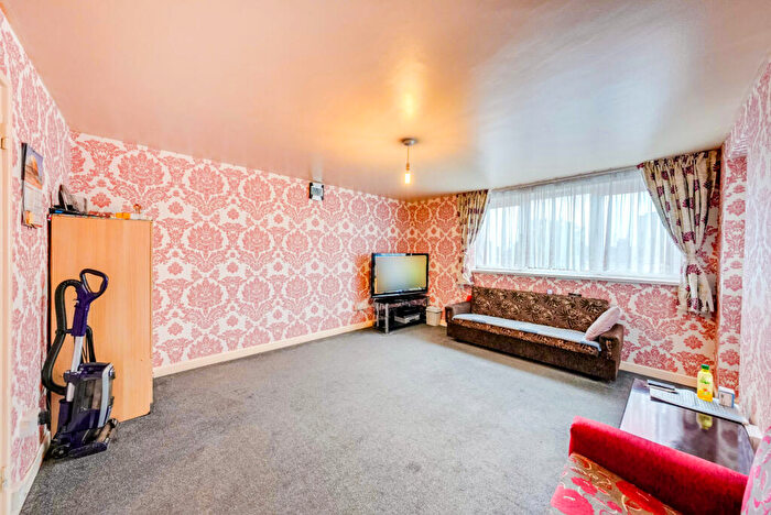 2 Bedroom Flat For Sale In Florence Road, London, E6