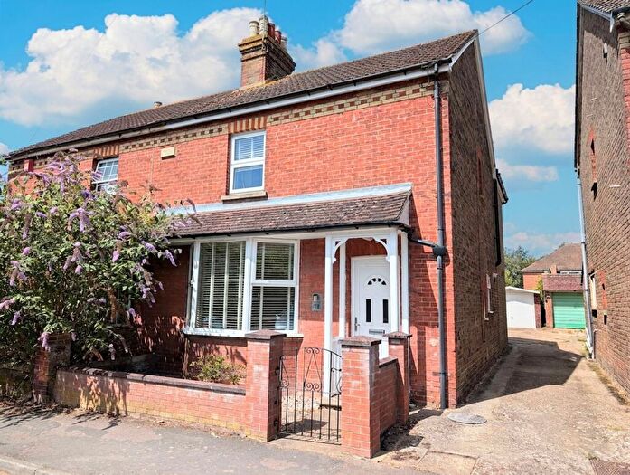 3 Bedroom Semi-Detached House To Rent In Spencers Road, Horsham, RH12