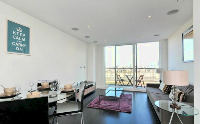 1 Bedroom Flat To Rent In Caro Point, Gatliff Road, Grosvenor Waterside, SW1W