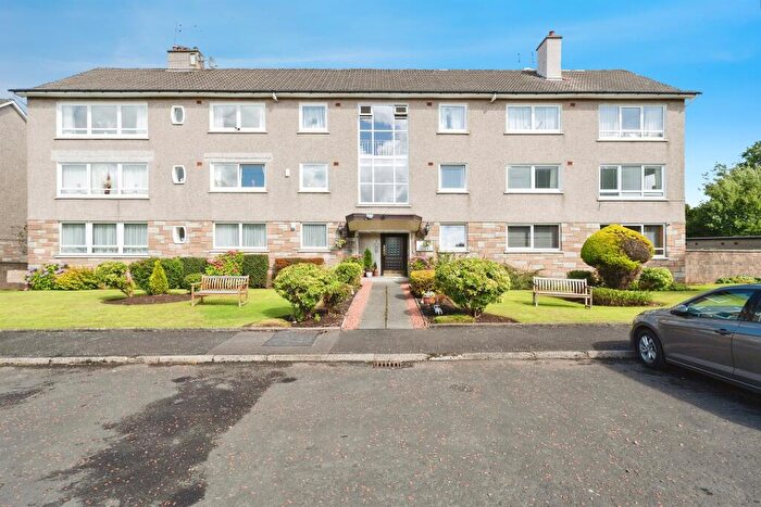 3 Bedroom Flat For Sale In Fruin Avenue, Newton Mearns, Glasgow, G77