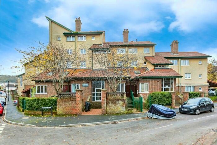 2 Bedroom Maisonette To Rent In Orlebar Gardens, Lawrence Weston, Bristol, BS11