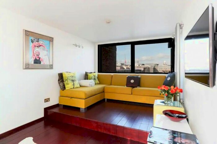 1 Bedroom Flat To Rent In Falcon Point, Hopton Street, London, SE1