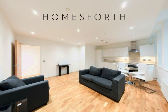 2 Bedroom Flat To Rent In Emerald House, Lansdowne Road, Croydon, CR0