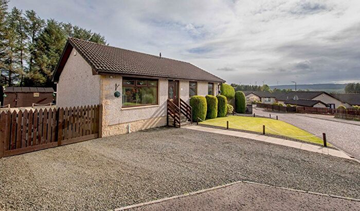 3 Bedroom Detached Bungalow For Sale In Northfield Meadows, Longridge, EH47