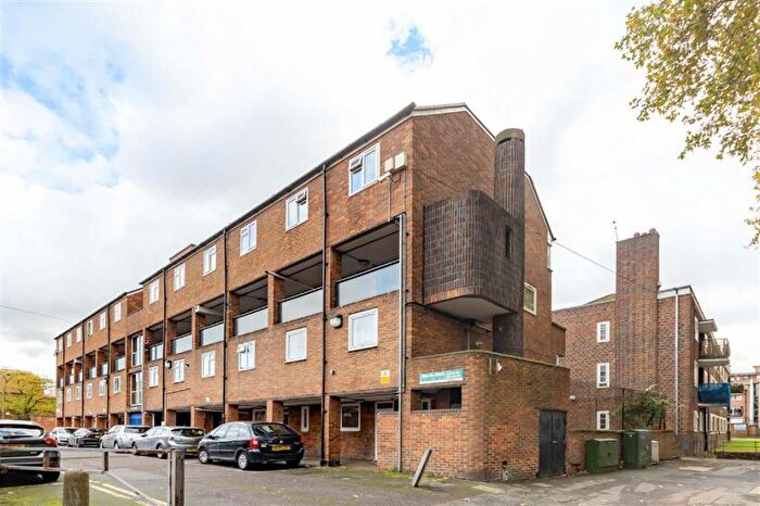 4 Bedroom Flat To Rent In Myrtle Walk, Myrtle Walk, N1