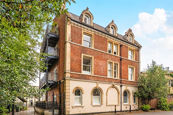 2 Bedroom Flat To Rent In West Mall, Bristol, BS8