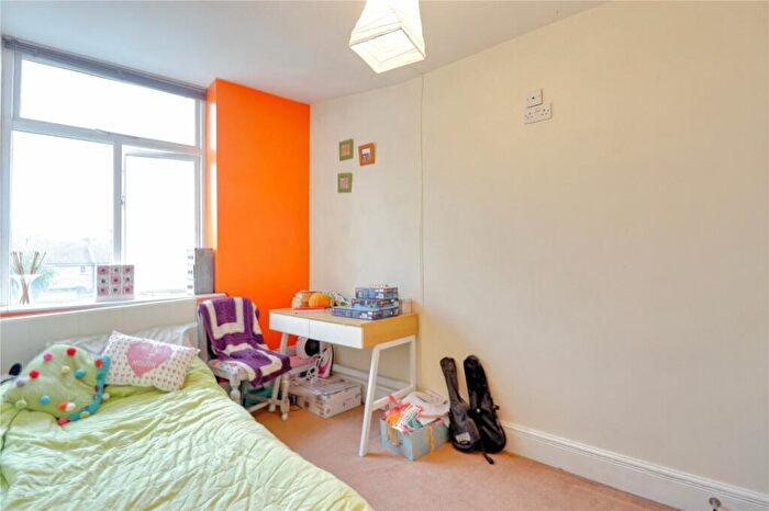 3 Bedroom Terraced House For Sale In High Street, Idle, Bradford, West Yorkshire, BD10