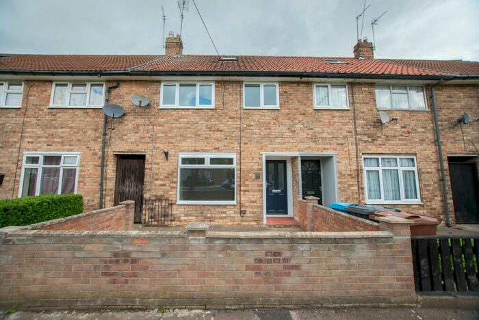 3 Bedroom Terraced House To Rent In Sullivan Road, Hull, East Riding Of Yorkshire, HU4