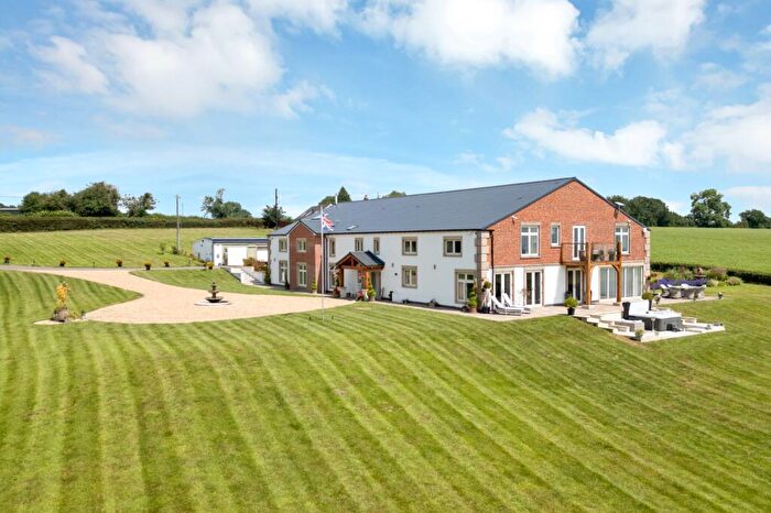 6 Bedroom Detached House For Sale In Rodsley Lane, Yeaveley, Ashbourne, Derbyshire, DE6