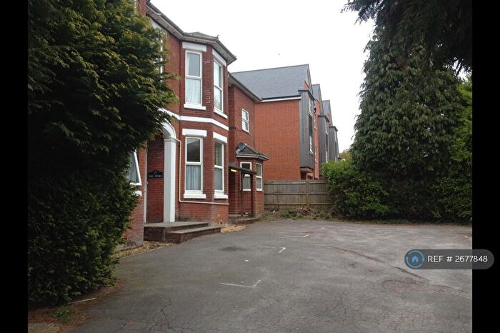 Studio To Rent In Netley Abbey, Southampton, SO31