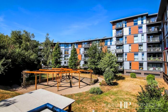 2 Bedroom Flat To Rent In Commonwealth Drive, Page Court Commonwealth Drive, RH10