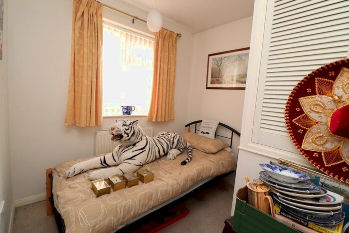 3 Bedroom Detached House For Sale In Hooton Road, Kilnhurst, Mexborough, S64