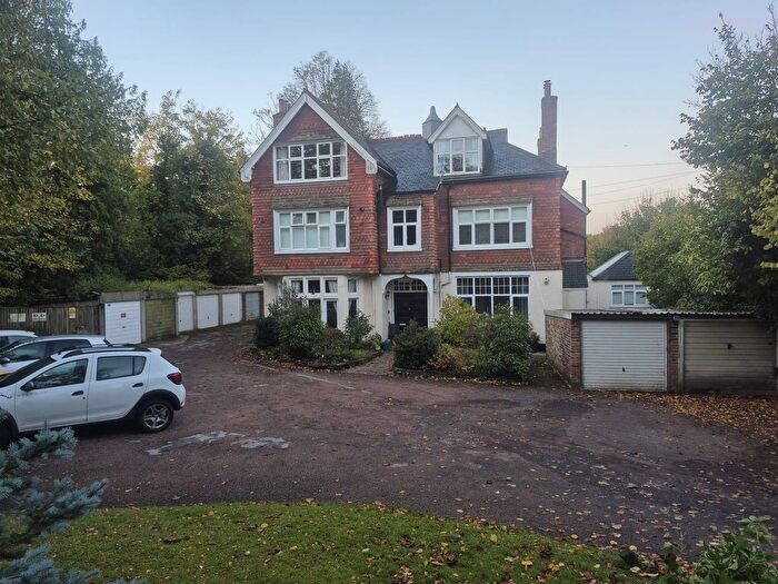 3 Bedroom Flat For Sale In Sandhurst Road, Royal Tunbridge Wells, TN2