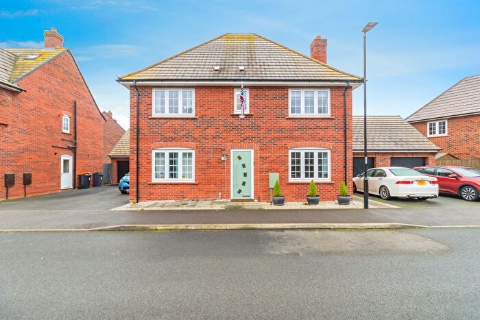 5 Bedroom Detached House For Sale In Sunset Red Meadow, Stewartby, Bedford, MK43