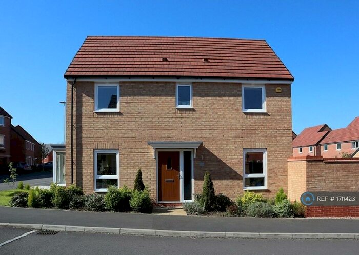 4 Bedroom Detached House To Rent In Foxfield Way, West Bridgford, Nottingham, NG2