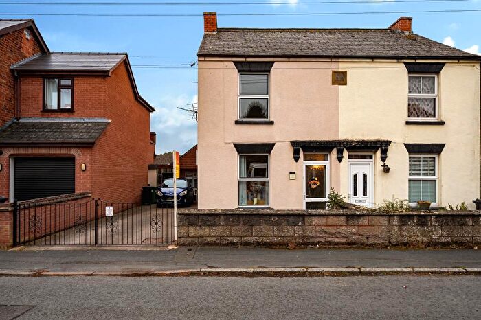 5 Bedroom Semi-detached House For Sale In Highmore Street, Hereford, HR4