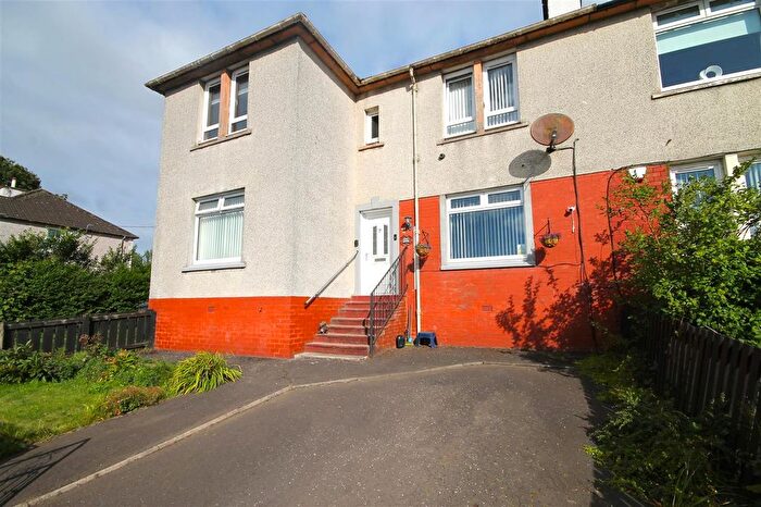 3 Bedroom Flat For Sale In Main Street, Airdrie, ML6