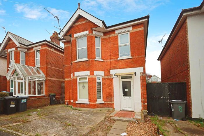 2 Bedroom Flat To Rent In Stanfield Road, Bournemouth, BH9