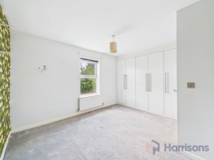 3 Bedroom End Of Terrace House For Sale In Honesty Close, Sittingbourne, Kent, ME10