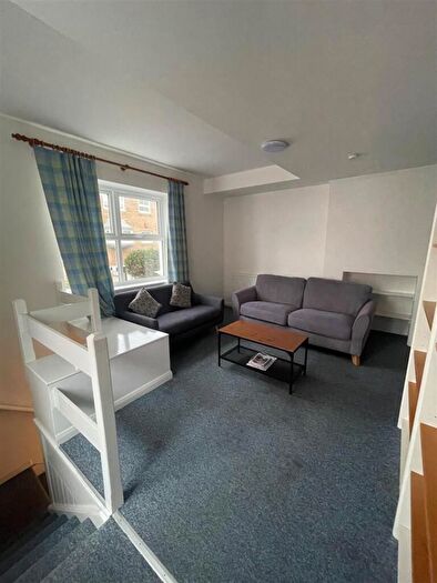 3 Bedroom Apartment To Rent In St. Marks Street, Brighton, BN2