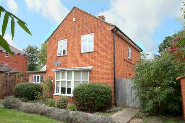 1 Bedroom Apartment To Rent In Reading Road, Pangbourne, Berkshire, RG8
