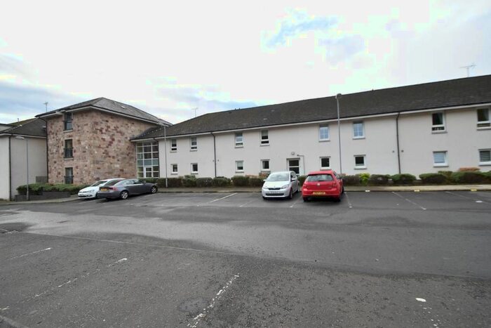 3 Bedroom Flat For Sale In Littlemill Place, Glasgow, G60