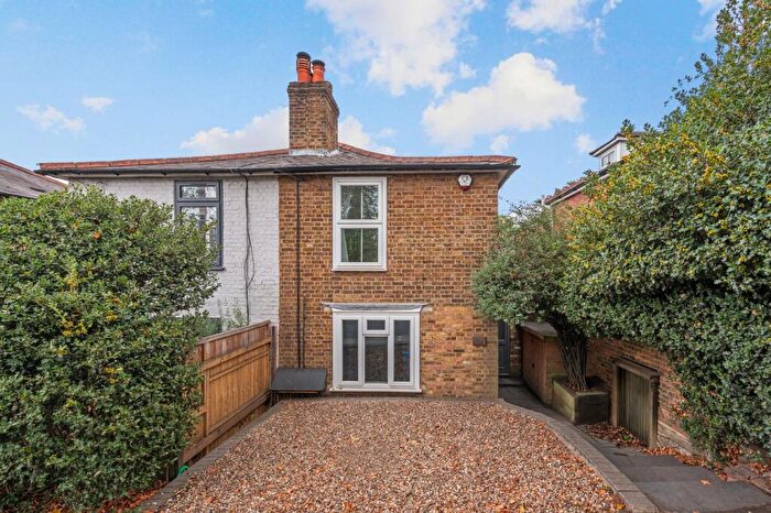 3 Bedroom Semi-Detached House For Sale In Heath Road, Weybridge, KT13