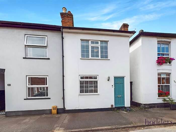 2 Bedroom Detached House To Rent In Albert Road, Addlestone, Surrey, KT15
