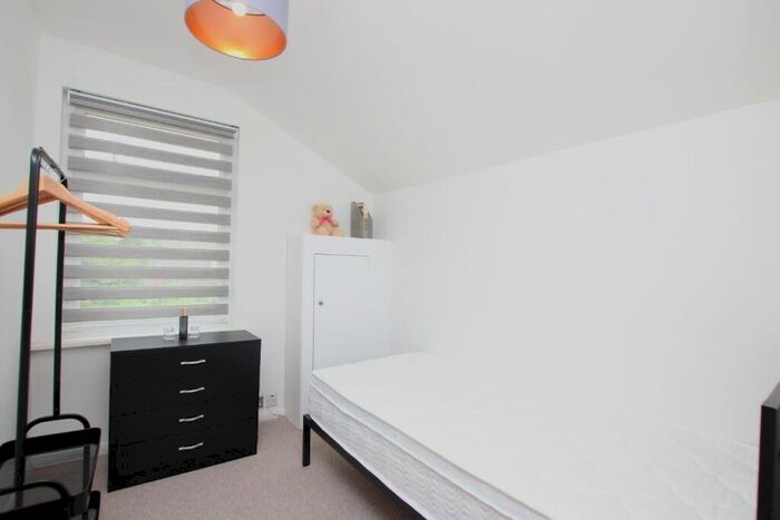 1 Bedroom House Of Multiple Occupation To Rent In Hill Street, Kettering, Northamptonshire, NN16