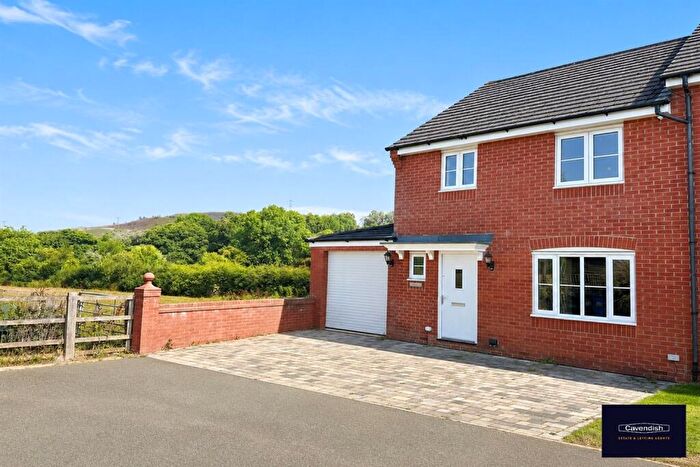 3 Bedroom End Of Terrace House To Rent In Trem Y Grug, Llandegla, LL11