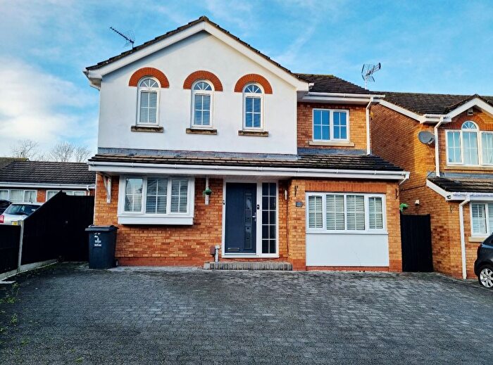 5 Bedroom Property To Rent In Jackdaw Close, Stevenage, SG2